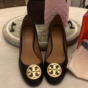 Tory Burch “Benton 50MM Pumps”